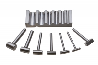 Metal Grooved Block and Hammers, 7 Piece Set||DAP-435.00