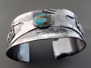 2/10/2020 10:30am-4pm Kim St Jean Galloping Horse Cuff