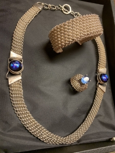 2/7/2026 6pm-9:30pm | Cindy Moore | Wire Weaving - Weave, Tap, Drop