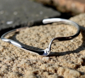 1/31/2026 6pm-9:30pm | Heather Blum | Elegant Cuff Bracelets with a Twist