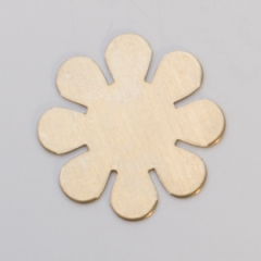 Brass 8-Petal Flower, 24 Gauge, 15/16 Inch, Pack of 144||MET-440.10G