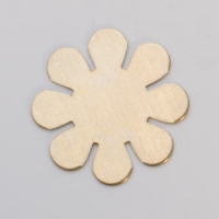 Brass 8-Petal Flower, 24 Gauge, 15/16 Inch, Pack of 144||MET-440.10G